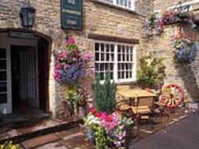 Charlbury, Bell Inn